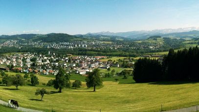 Panorama vom Sonnenberg mit Abtwil im Vordergrund